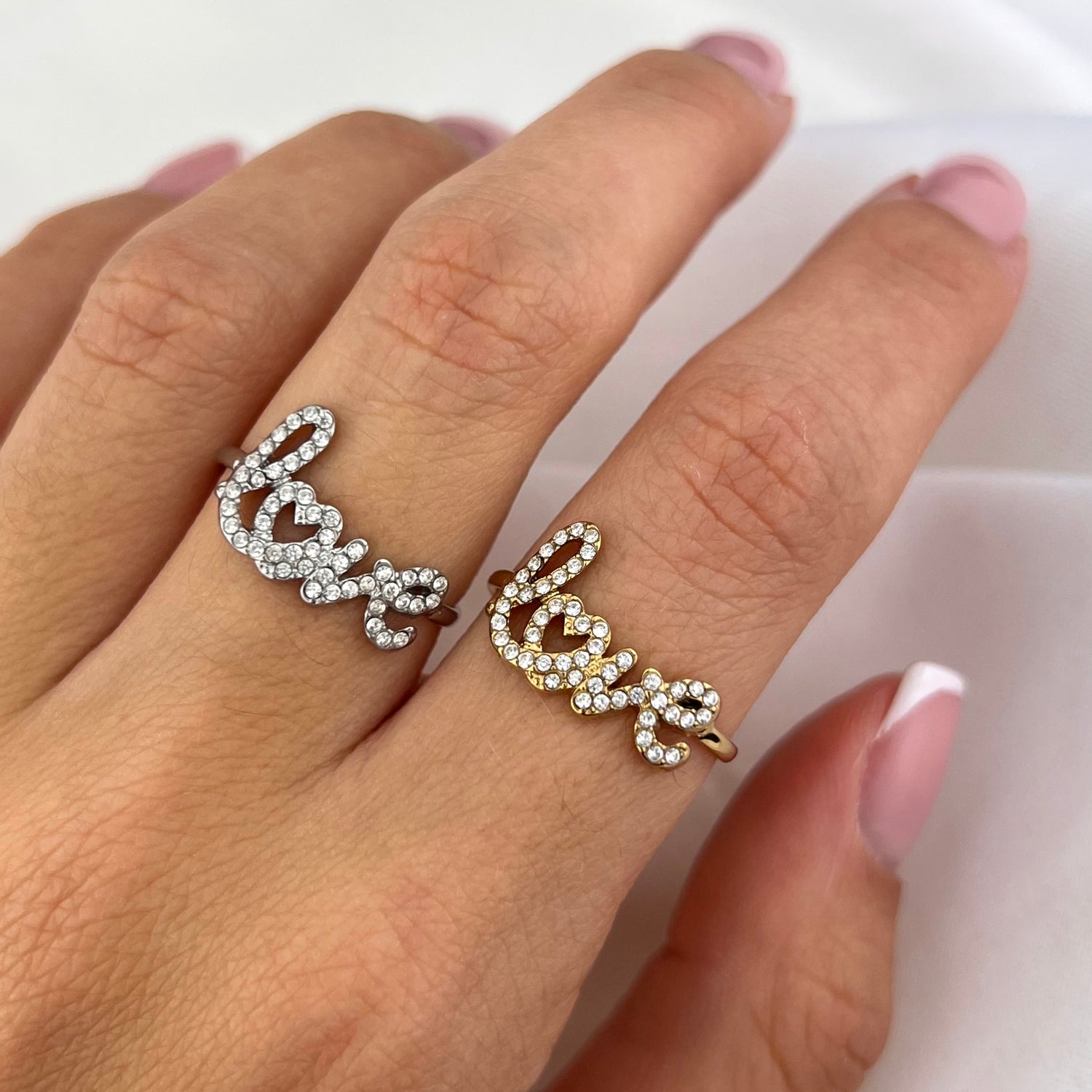 Anello Corsive love (Novità)