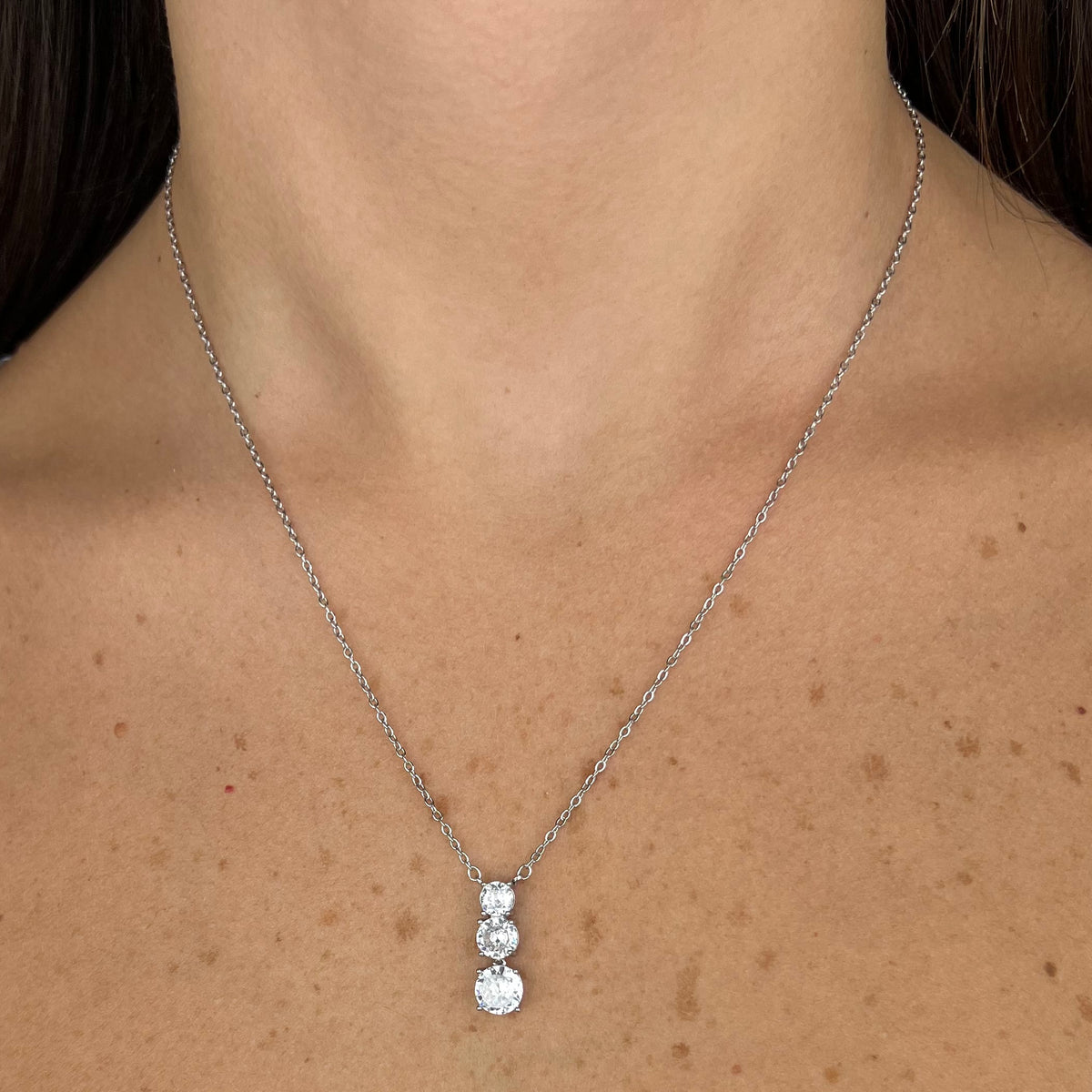 Collana Trilogy Pendente - vista laterale