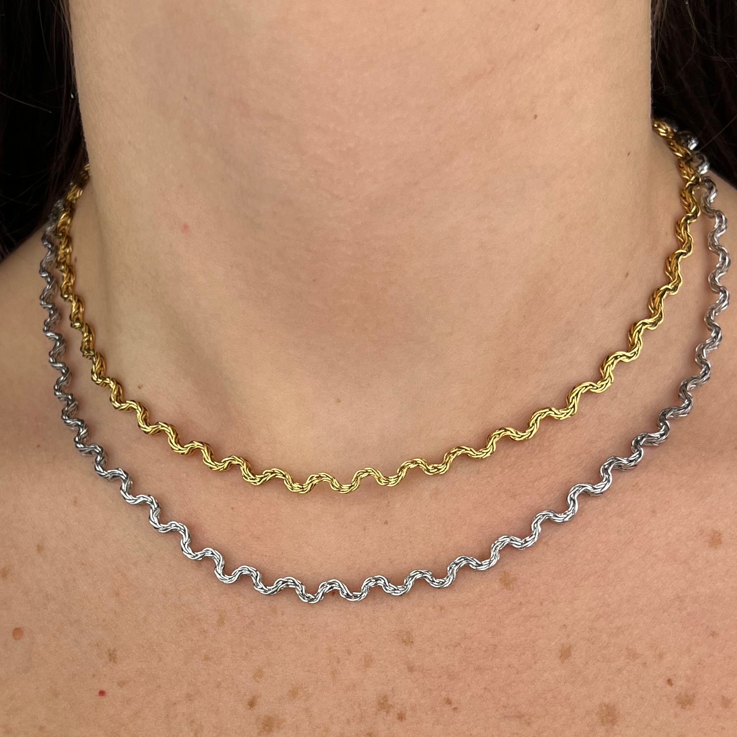 Collana Serpentine