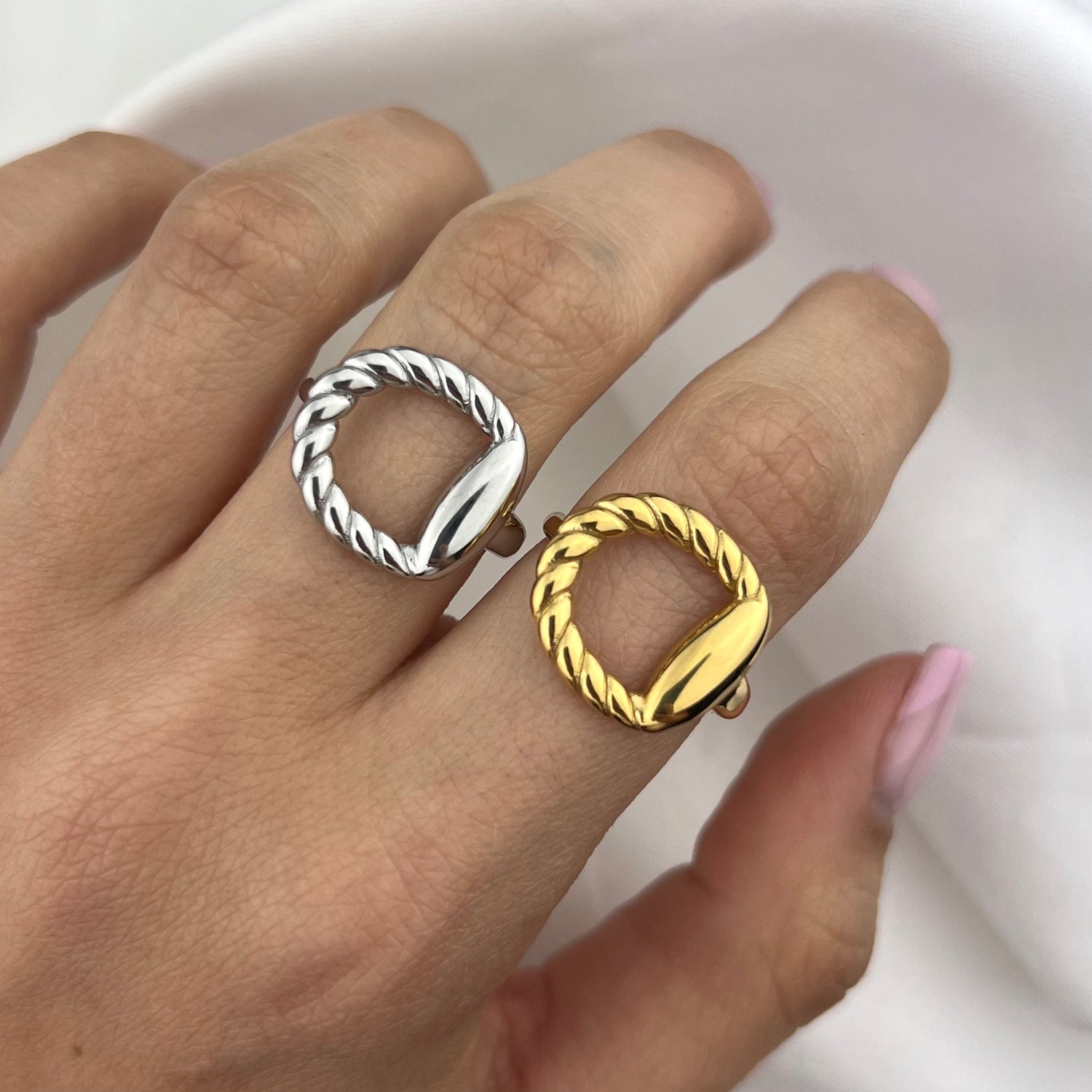Anello Interlace