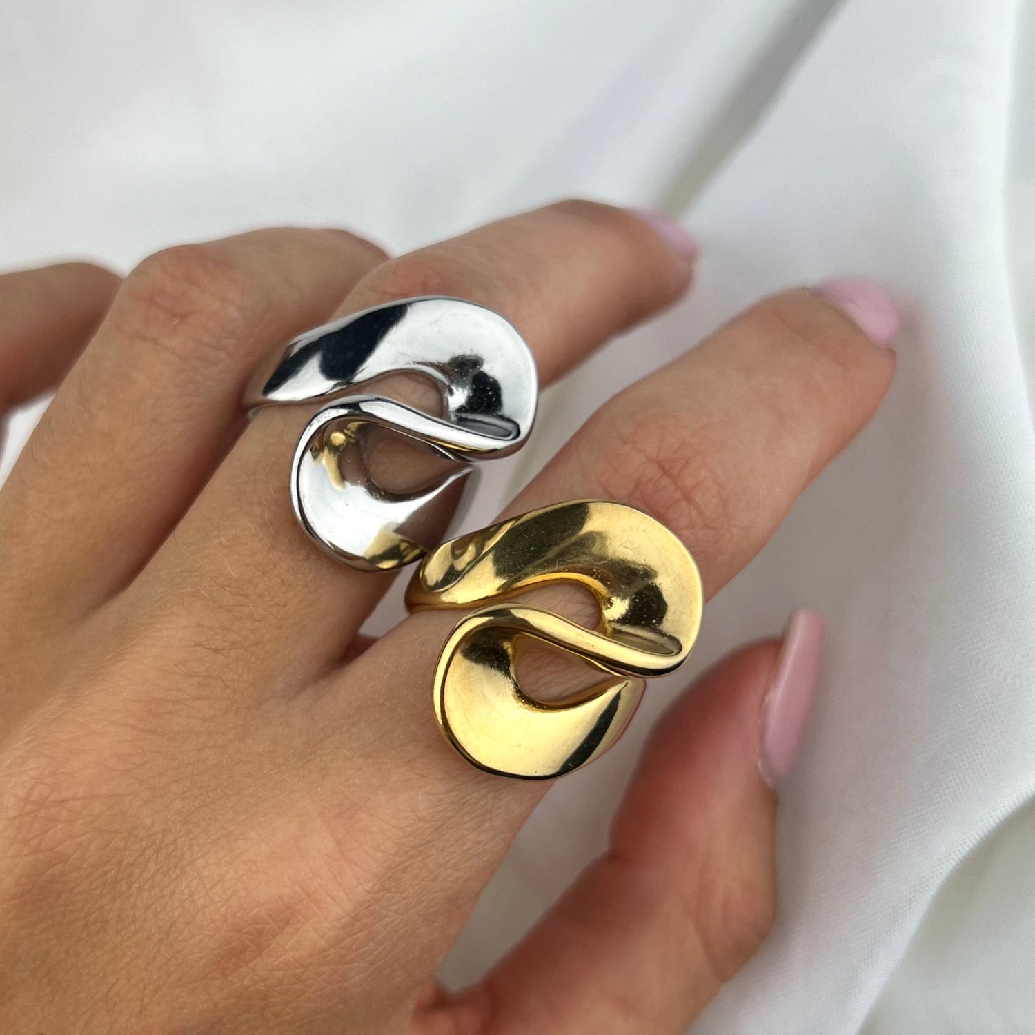 Anillo ondulado