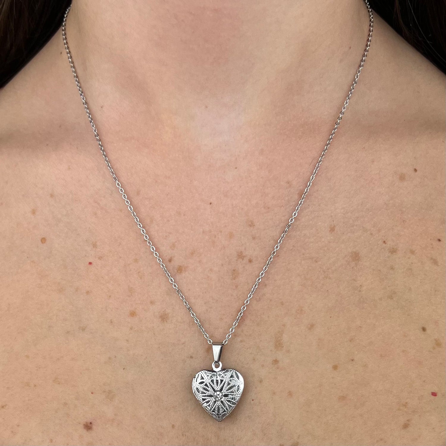 Collar de corazón secreto