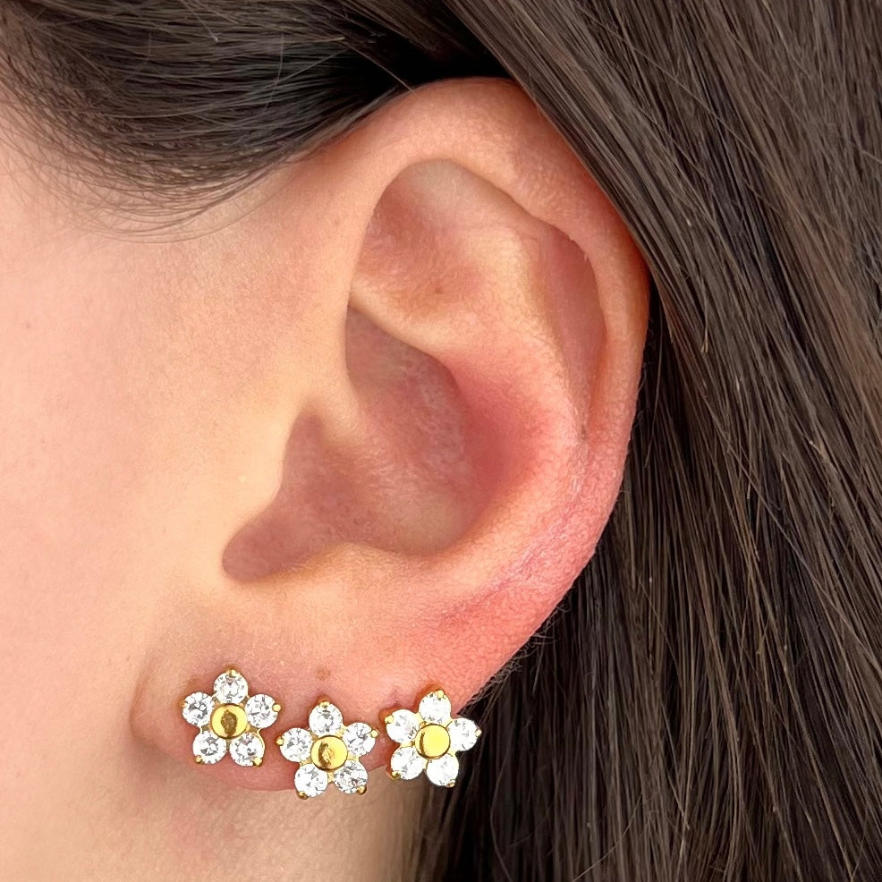 Juego de pendientes de flores