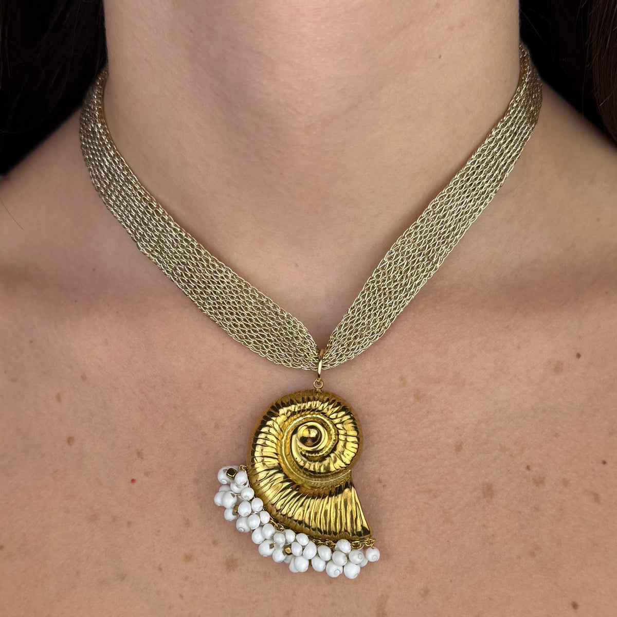 Collana Archeos SS25 - dettaglio