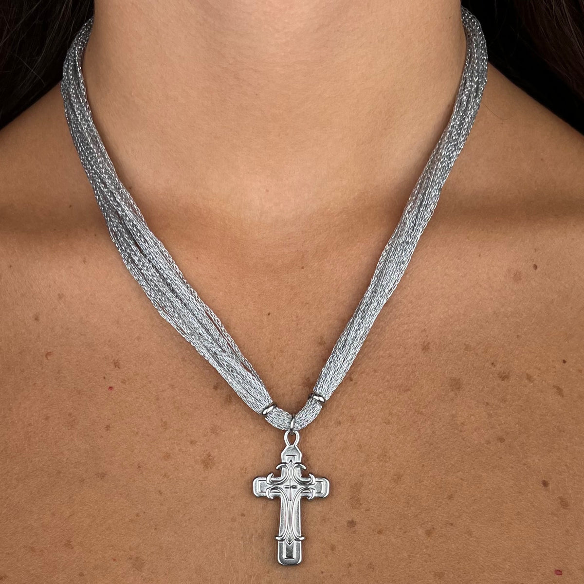 Collana Religiosa - dettaglio