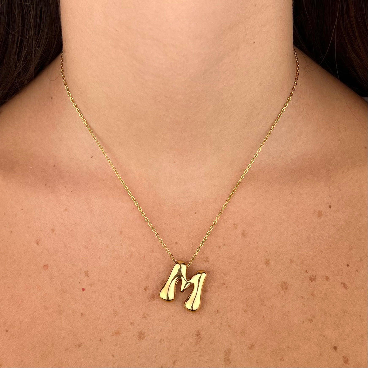 Collana Glass Letter - dettaglio