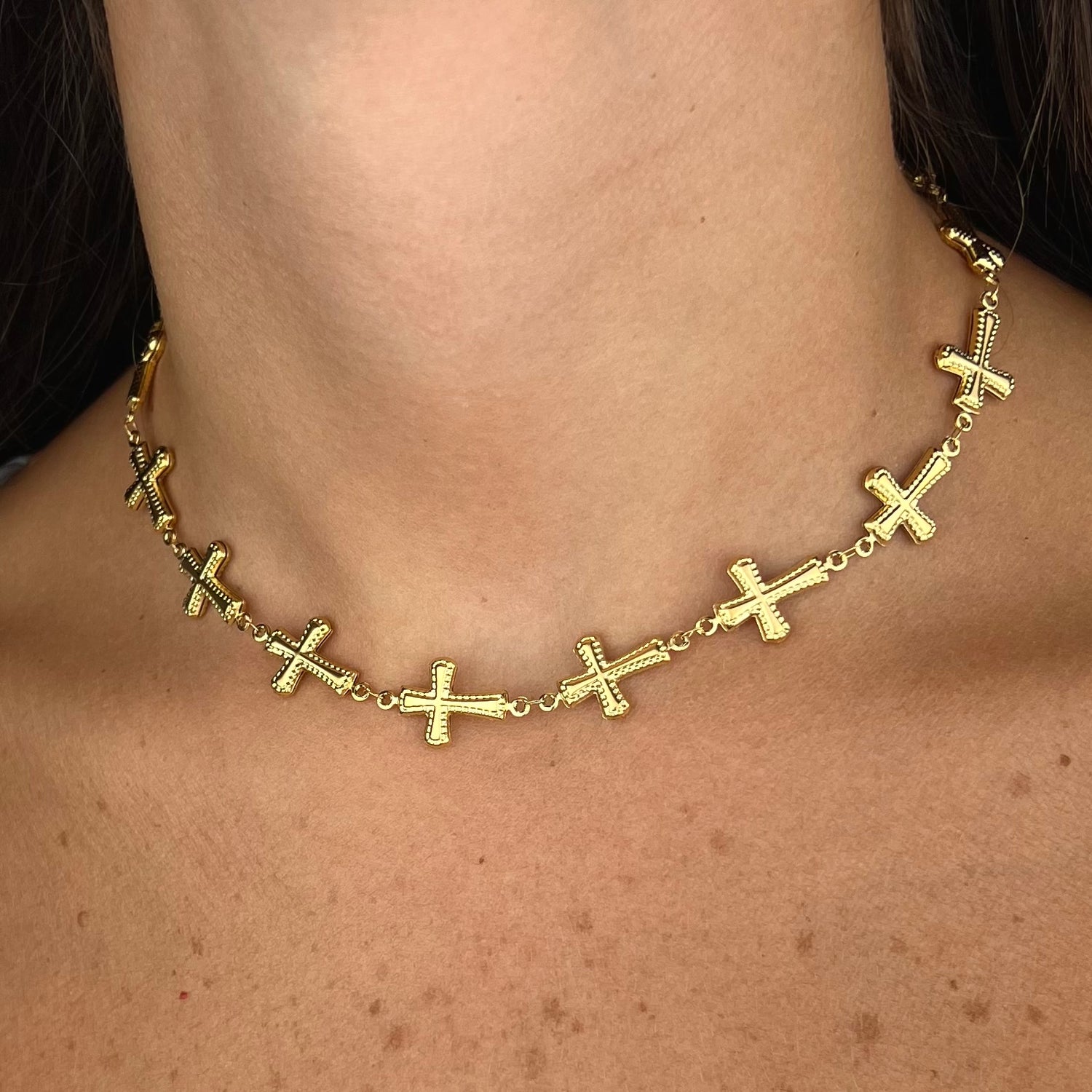Collar de cruces