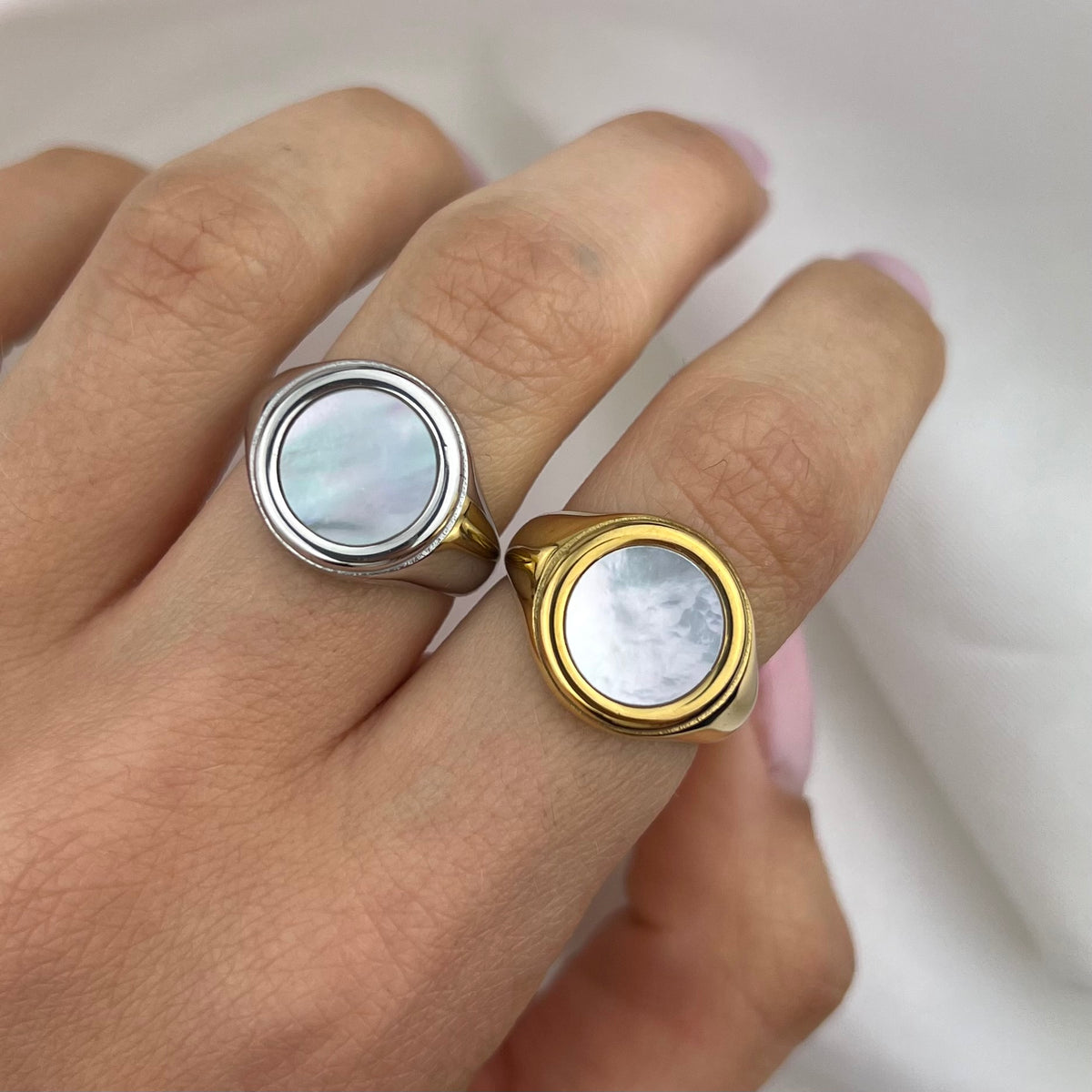Anello Chevalier Madre Perla