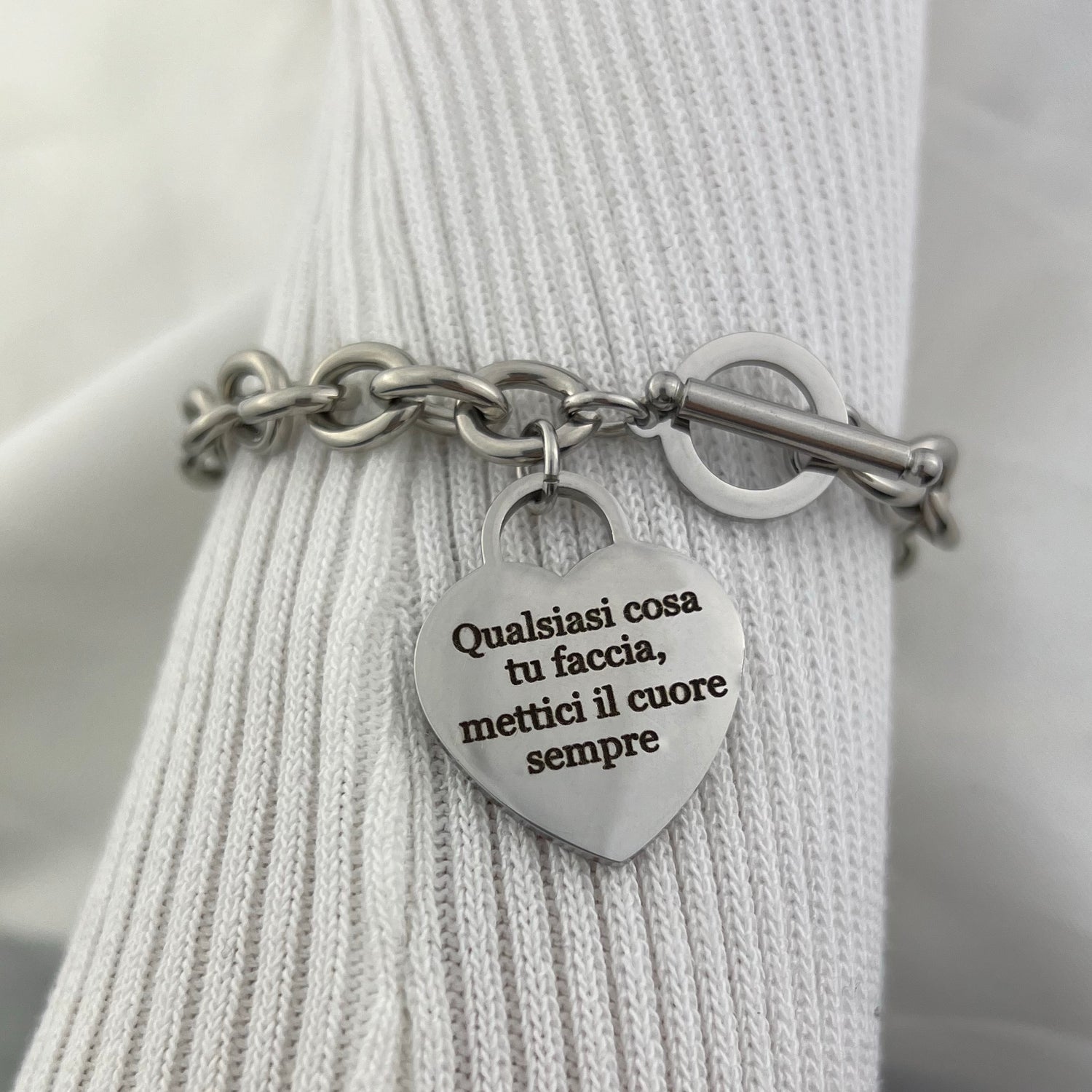 Pulsera de cadena de corazón con grabado