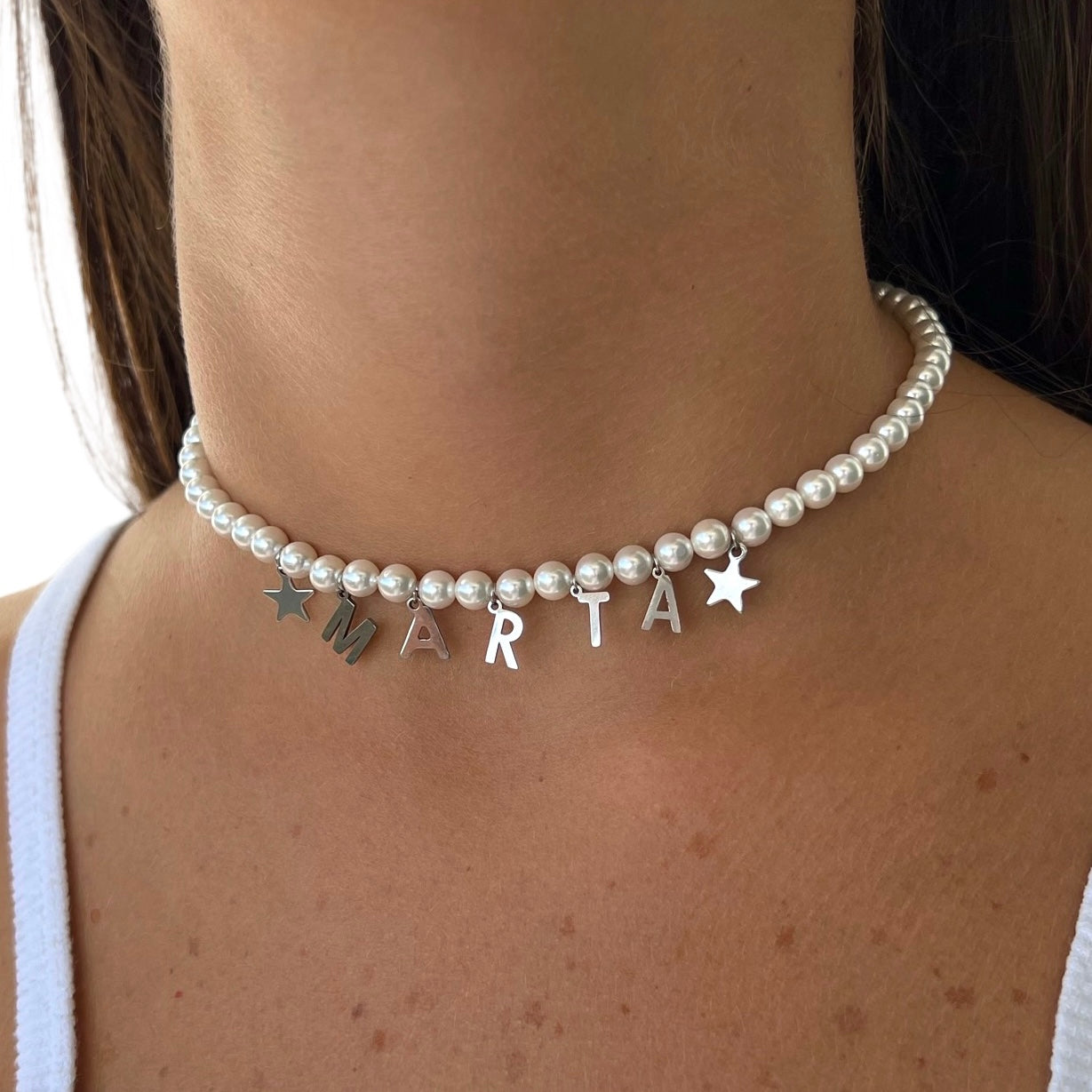 Collar de perlas con nombre
