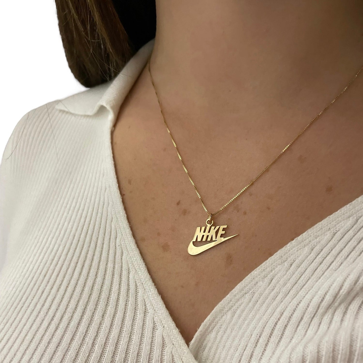 Collana Swoosh
