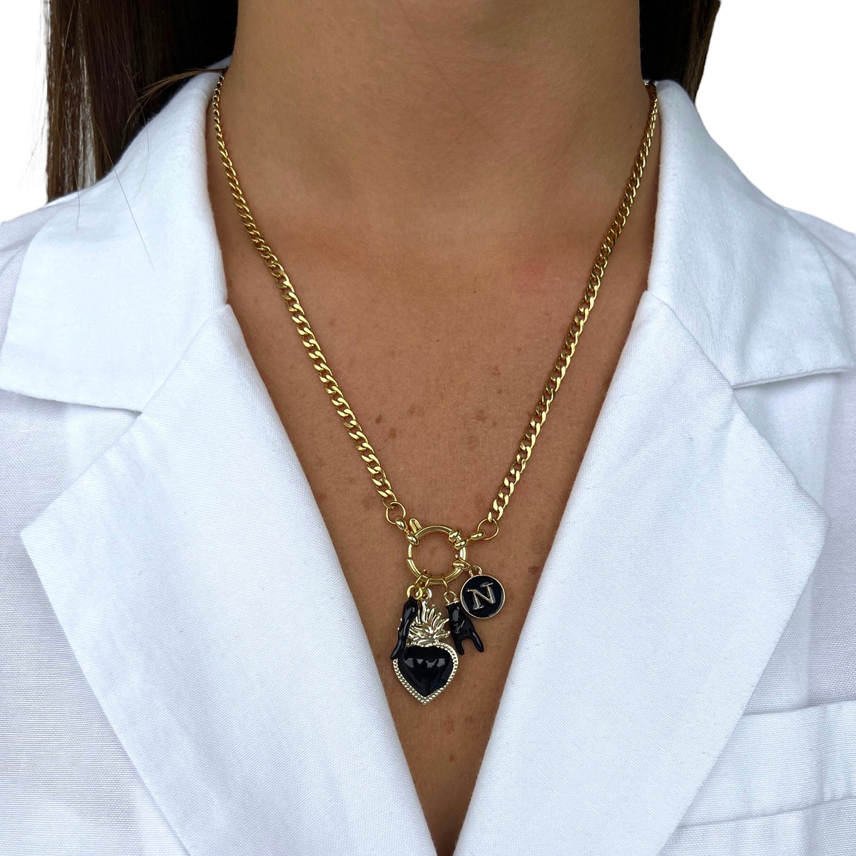 Collana Charms in oro - vista laterale