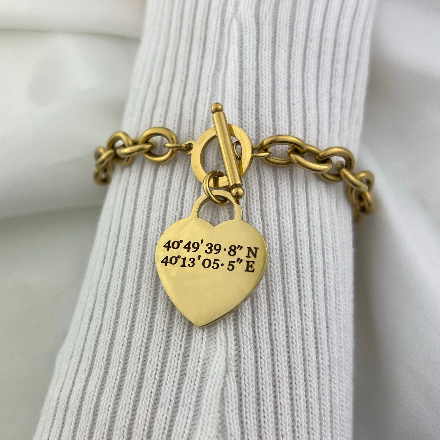 Pulsera de cadena de corazón con grabado